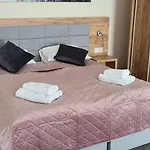 Czarna Gora 227 Sienna (Klodzko)