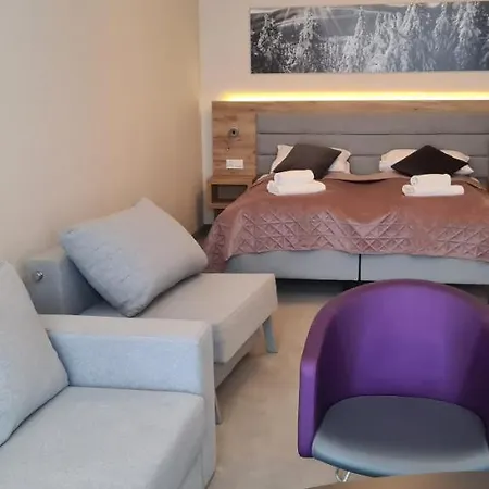 Czarna Gora 227 3* Siena