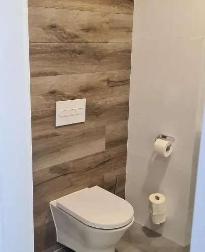 Apartment Czarna Gora 227 Heudorf